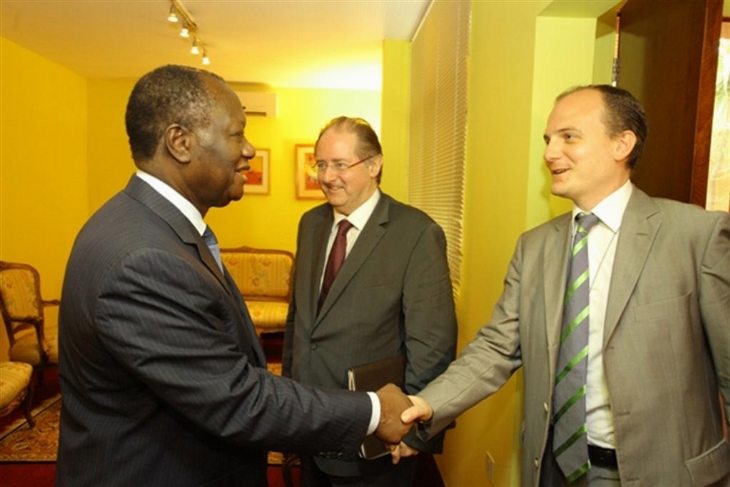 Bruxelles envoie son commissaire au Développement en Côte d`Ivoire